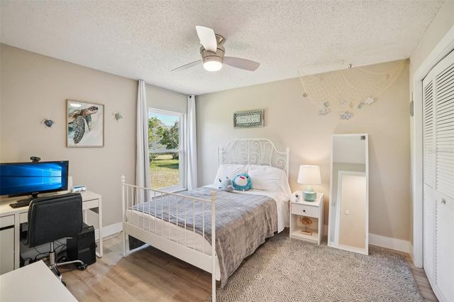 4909 WILLOW RIDGE TERRACE, Valrico, FL 33596