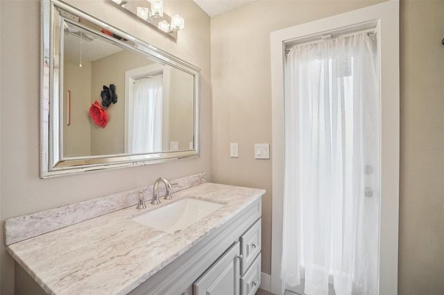 4909 WILLOW RIDGE TERRACE, Valrico, FL 33596