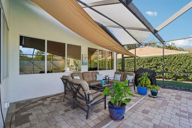 4909 WILLOW RIDGE TERRACE, Valrico, FL 33596