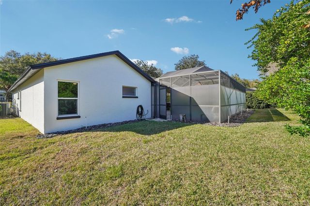 4909 WILLOW RIDGE TERRACE, Valrico, FL 33596