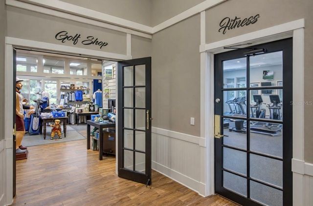 4909 WILLOW RIDGE TERRACE, Valrico, FL 33596