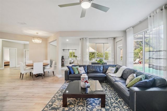 4909 WILLOW RIDGE TERRACE, Valrico, FL 33596