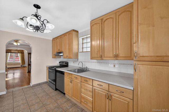 642 Edison Avenue, Bronx, NY 10465