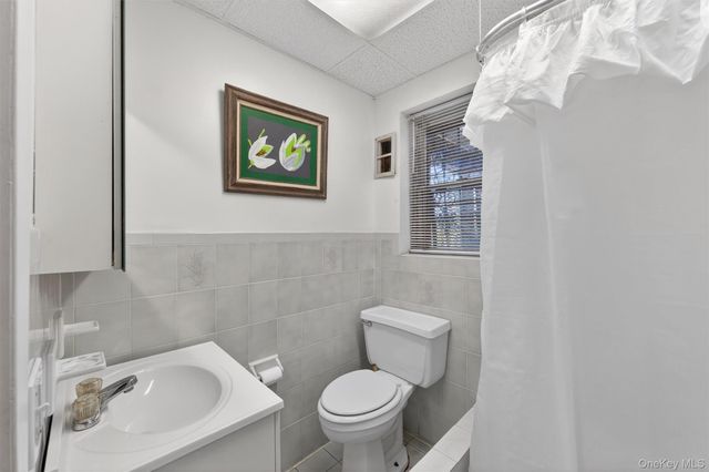 642 Edison Avenue, Bronx, NY 10465