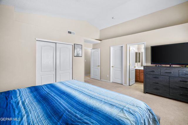 7009 Falling Leaf Circle, El Paso, TX 79934