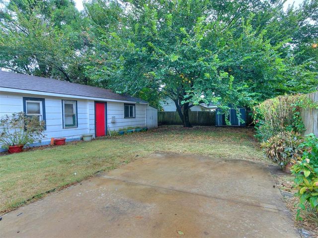 625 W Dewey Street, Shawnee, OK 74801