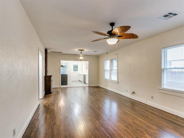 625 W Dewey Street, Shawnee, OK 74801