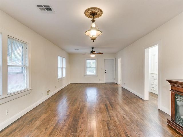 625 W Dewey Street, Shawnee, OK 74801