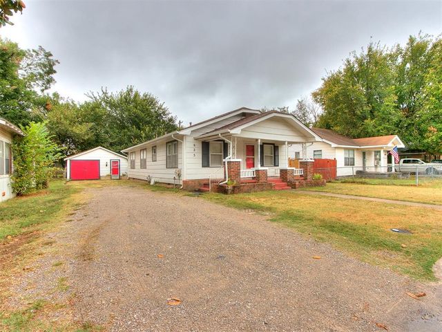 625 W Dewey Street, Shawnee, OK 74801