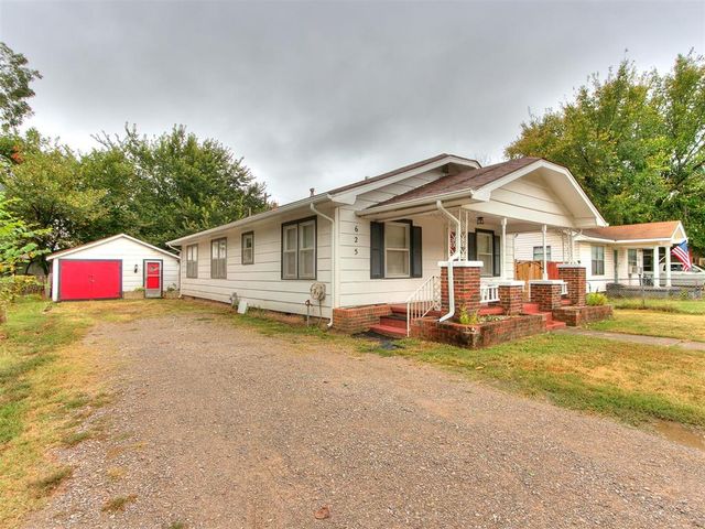 625 W Dewey Street, Shawnee, OK 74801