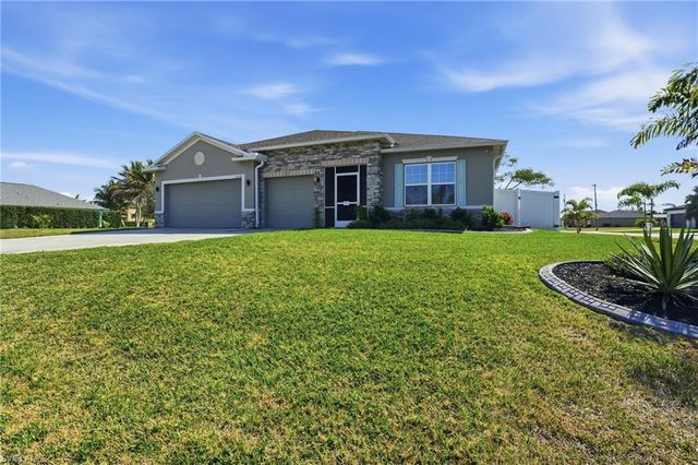 1632 SW 13th TER, Cape Coral, FL 33991