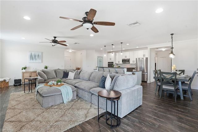 1632 SW 13th TER, Cape Coral, FL 33991