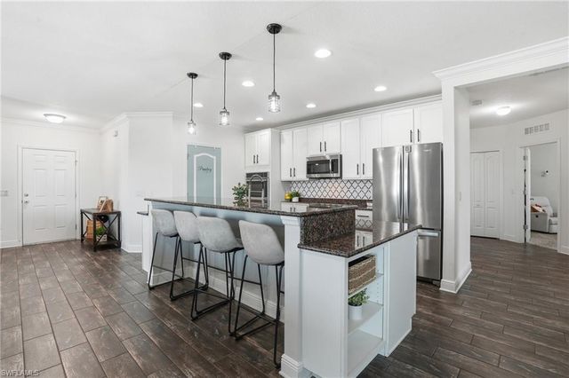 1632 SW 13th TER, Cape Coral, FL 33991