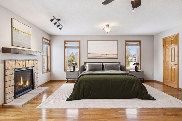 13025 4th Street N, Stillwater, MN 55082