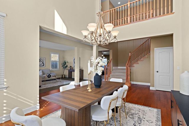 2712 Cancun Dr, Modesto, CA 95355