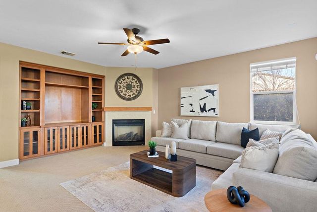 2712 Cancun Dr, Modesto, CA 95355