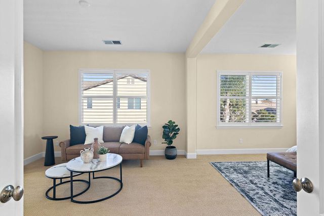 2712 Cancun Dr, Modesto, CA 95355