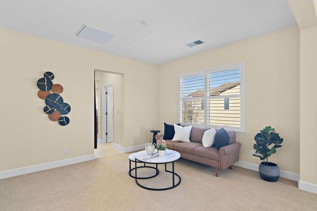 2712 Cancun Dr, Modesto, CA 95355