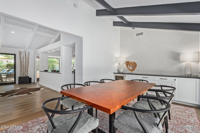 5635 E LINCOLN Drive 10, Paradise Valley, AZ 85253