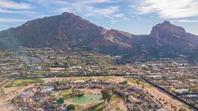 5635 E LINCOLN Drive 10, Paradise Valley, AZ 85253