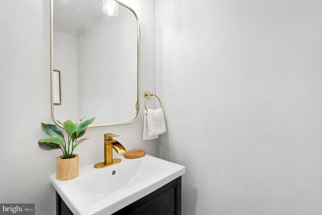 3401 KENTUCKY AVE, Baltimore, MD 21213