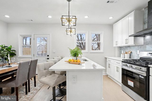 3401 KENTUCKY AVE, Baltimore, MD 21213