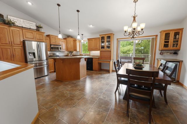 1256 Osauka Road NE, Sauk Rapids, MN 56379