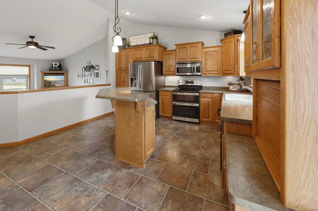 1256 Osauka Road NE, Sauk Rapids, MN 56379