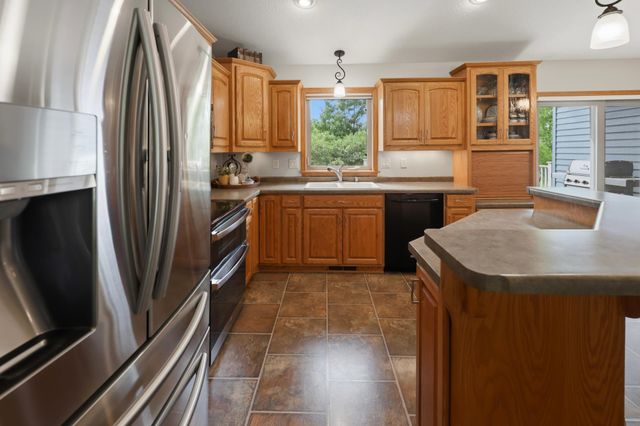 1256 Osauka Road NE, Sauk Rapids, MN 56379