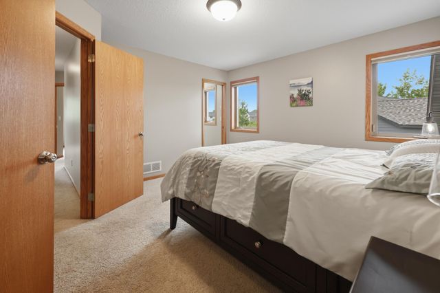 1256 Osauka Road NE, Sauk Rapids, MN 56379