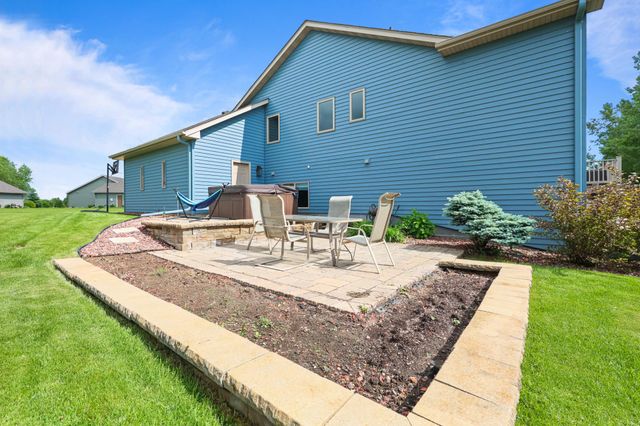 1256 Osauka Road NE, Sauk Rapids, MN 56379