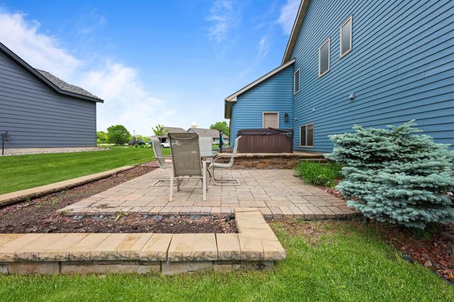 1256 Osauka Road NE, Sauk Rapids, MN 56379