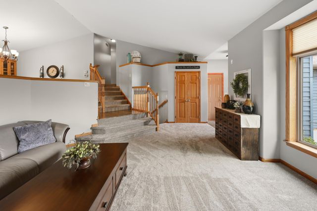 1256 Osauka Road NE, Sauk Rapids, MN 56379