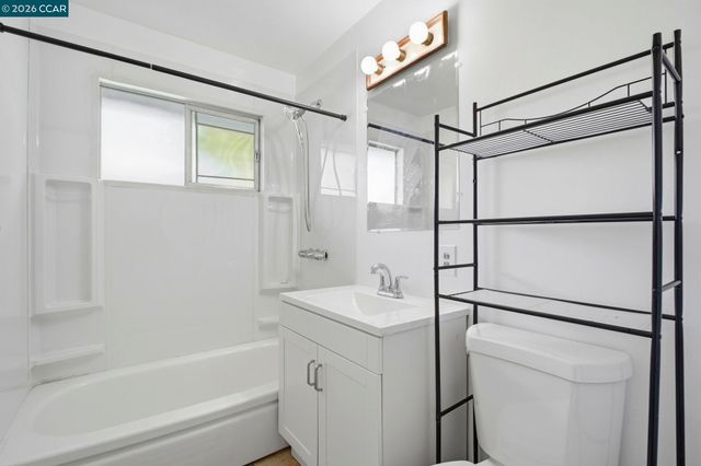 26147 Danforth Ln, Hayward, CA 94545