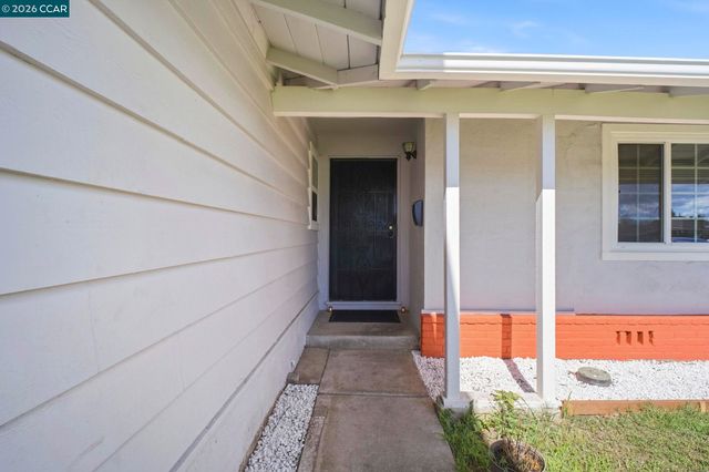 26147 Danforth Ln, Hayward, CA 94545