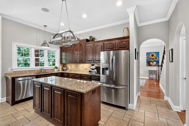 415 Lions Paw Court, Inman, SC 29349