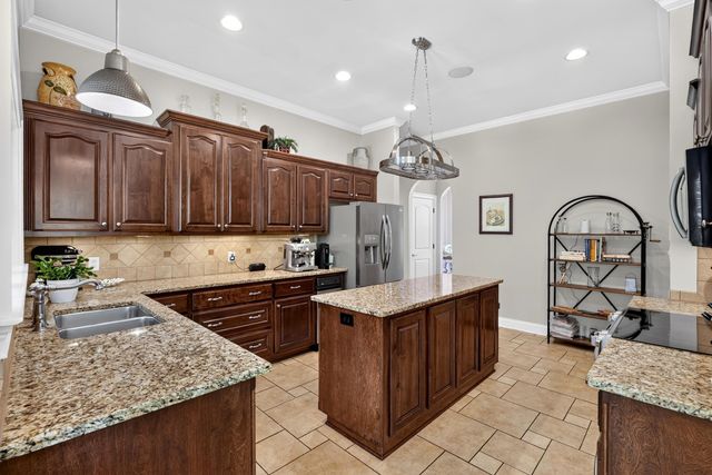 415 Lions Paw Court, Inman, SC 29349