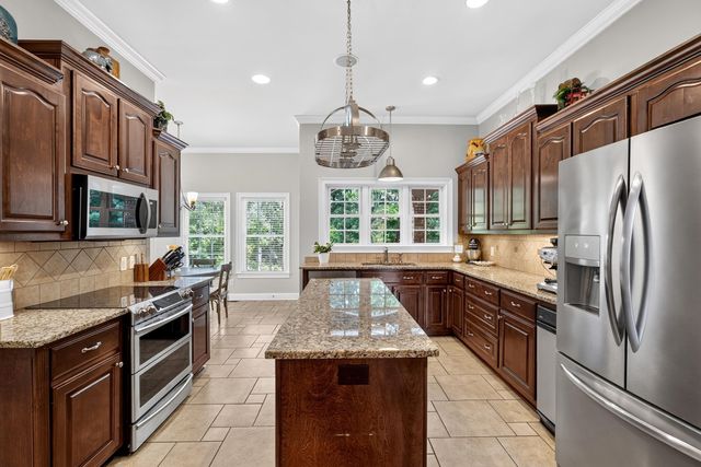 415 Lions Paw Court, Inman, SC 29349