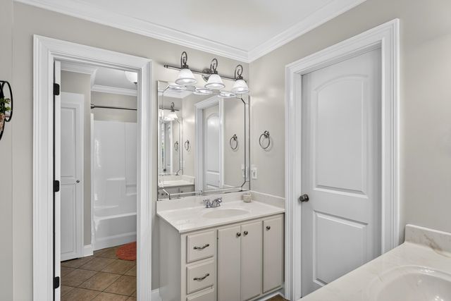 415 Lions Paw Court, Inman, SC 29349