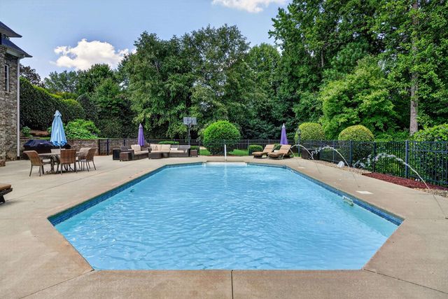 415 Lions Paw Court, Inman, SC 29349