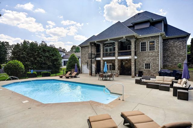 415 Lions Paw Court, Inman, SC 29349