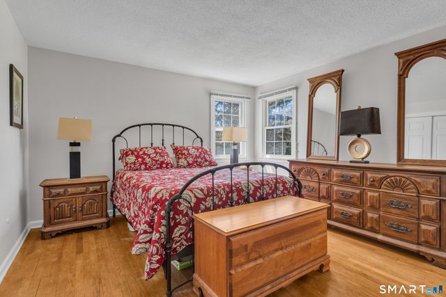 16 Palanga Road, North Branford, CT 06472