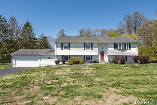 16 Palanga Road, North Branford, CT 06472