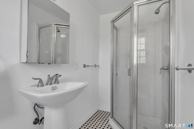 16 Palanga Road, North Branford, CT 06472