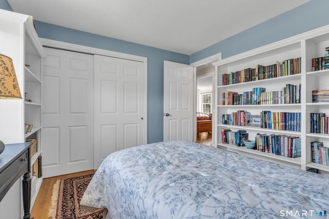 16 Palanga Road, North Branford, CT 06472