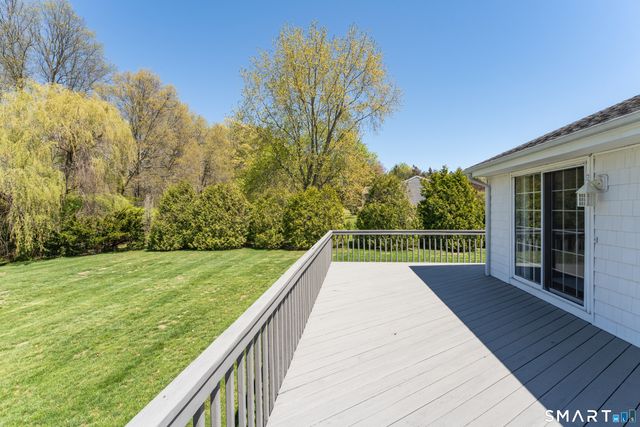 16 Palanga Road, North Branford, CT 06472