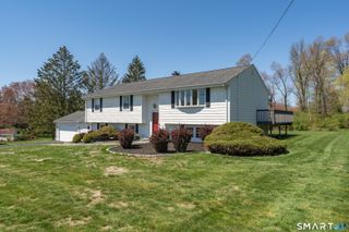 16 Palanga Road, North Branford, CT 06472