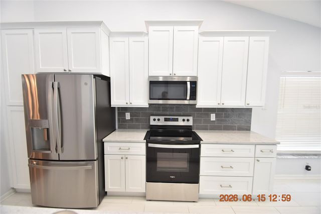 9304 HERITAGE OAK COURT, Tampa, FL 33647