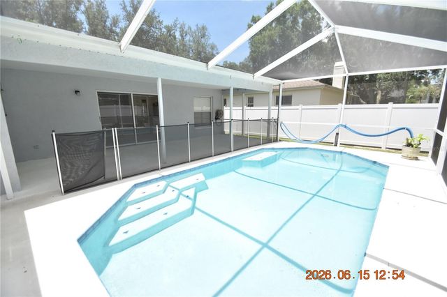 9304 HERITAGE OAK COURT, Tampa, FL 33647