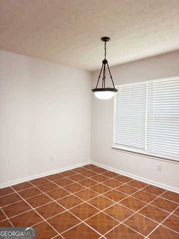 358 Summit Lane, Riverdale, GA 30274